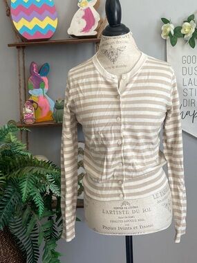 H&M MEDIUM Striped Beige & White Button Up Cardigan